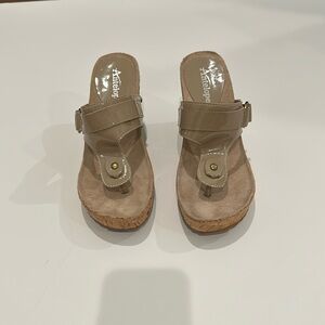 Antelope wedge size 38
